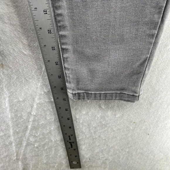 Forever 21 Jeans Women's Sz 30 Gray Regular Fit Skinny High-Rise Denim - Picture 5 of 11